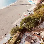Pallastrelli Villa *