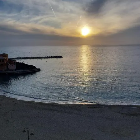 Villa Fronte Mare